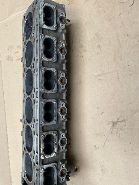 BMW M5 E28 M6 E24 Cylinderhead M88/3 Motor engine head